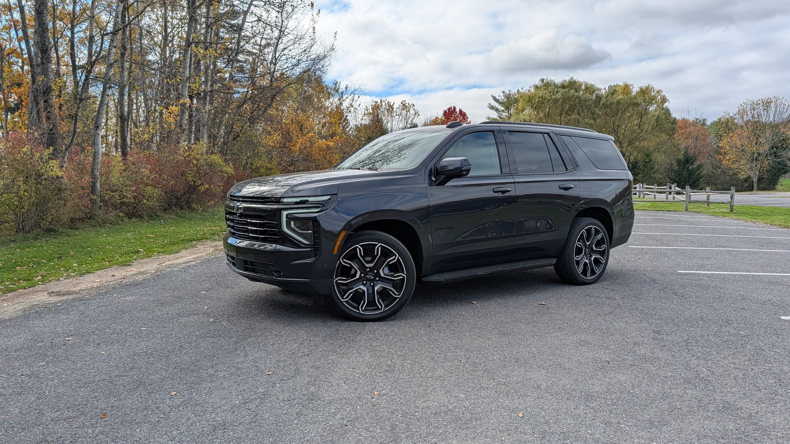 Front 3/4 view of a 2026 Chevy Tahoe