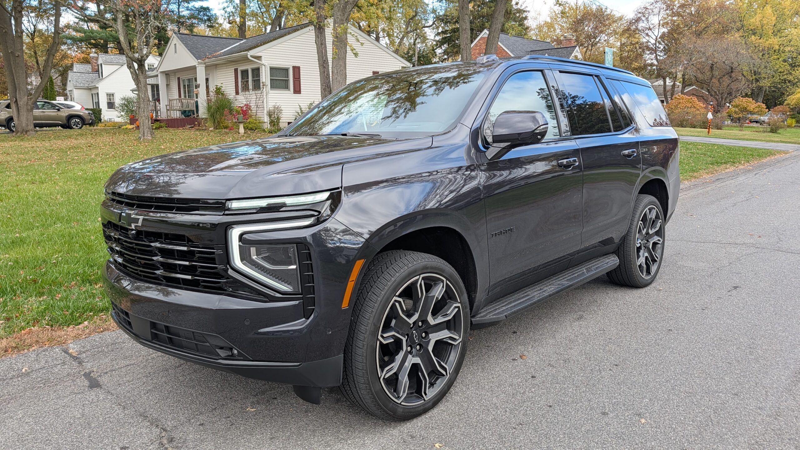 Front 3/4 view of a 2026 Chevy Tahoe