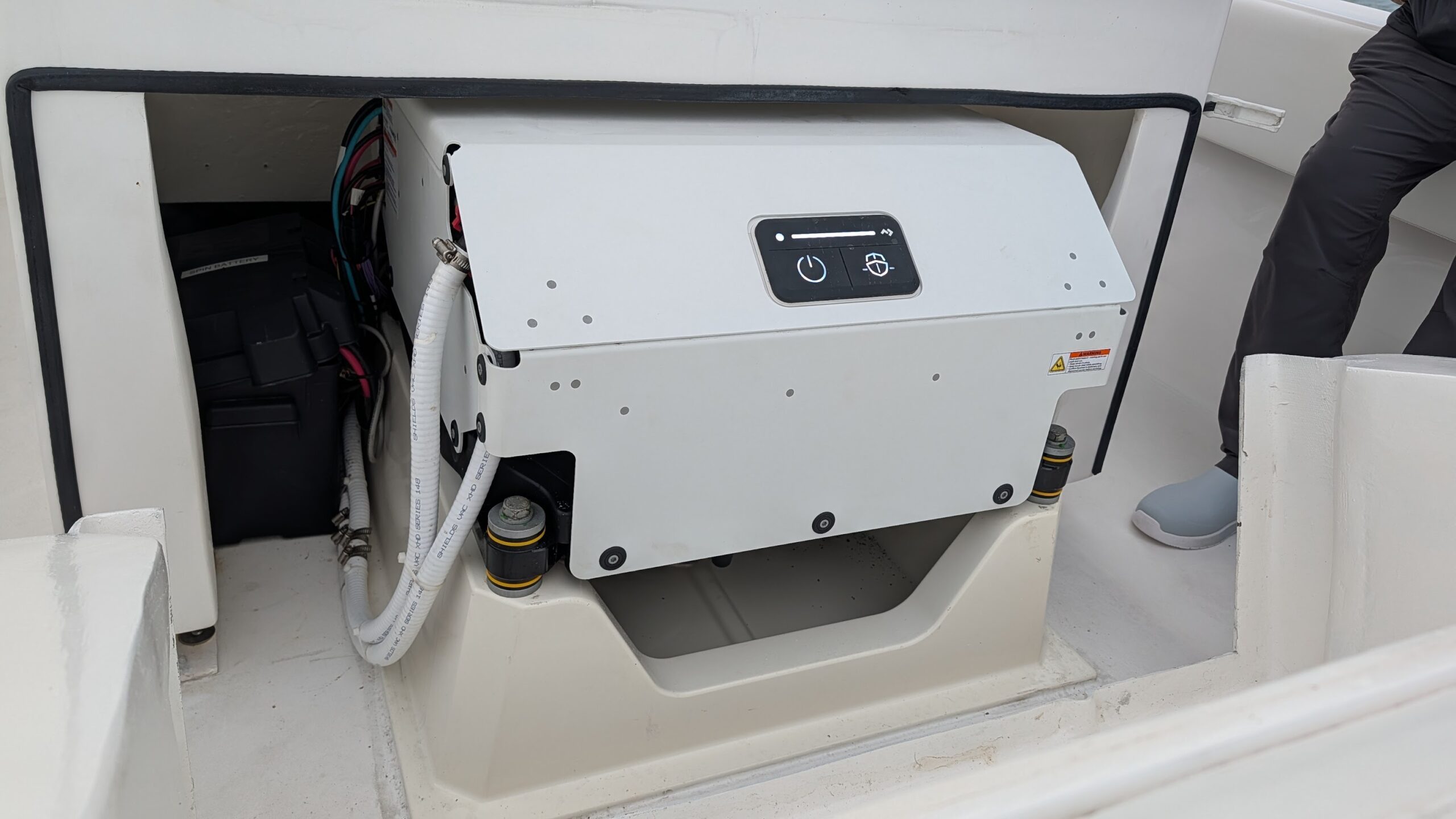 A Dometic DG3 Gyro