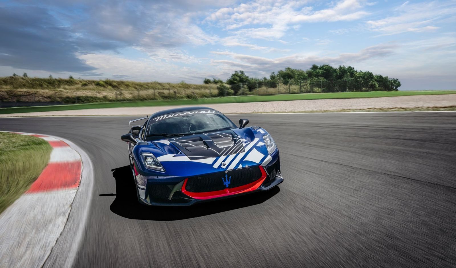A Maserati GT2 on track