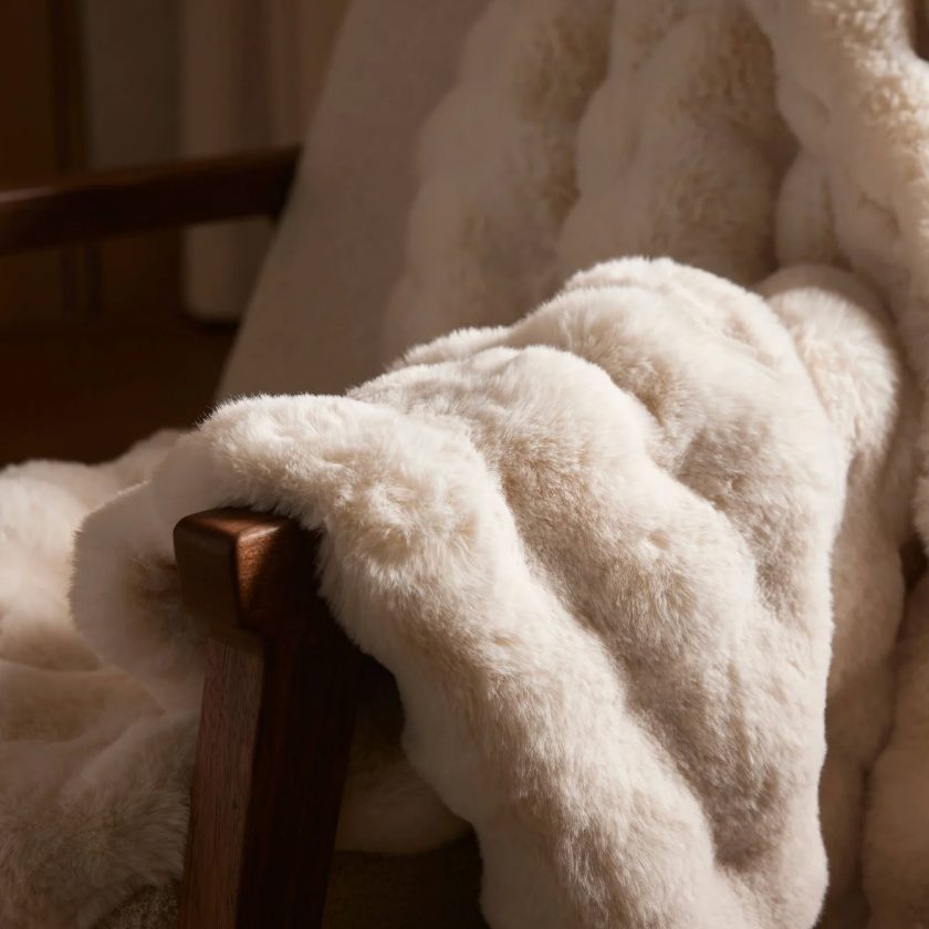 Cozy Earth Bubble Cuddle Blanket