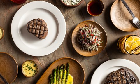 Amasa food on a table