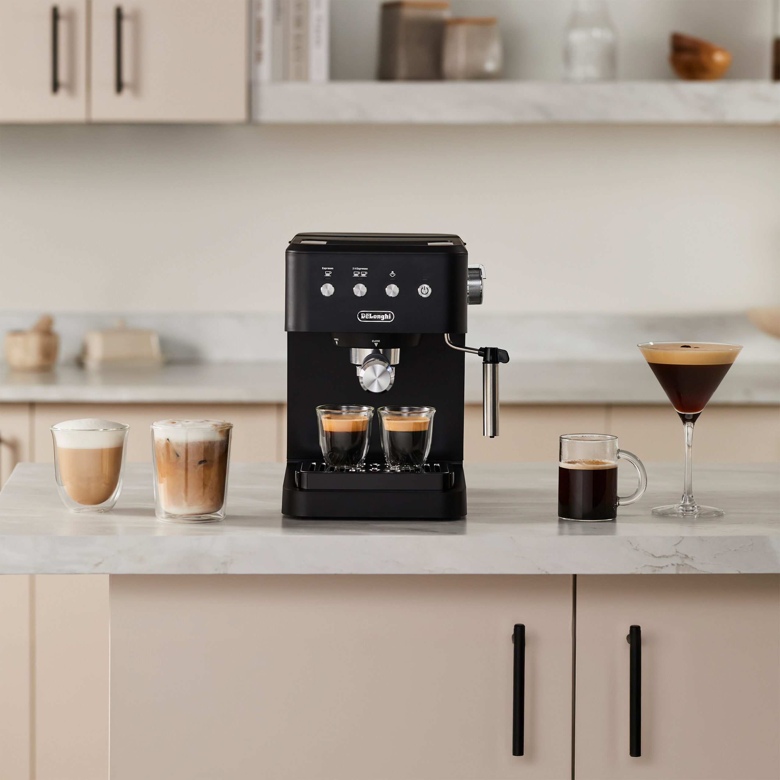 De'Longhi expands its popular classic espresso machine collection