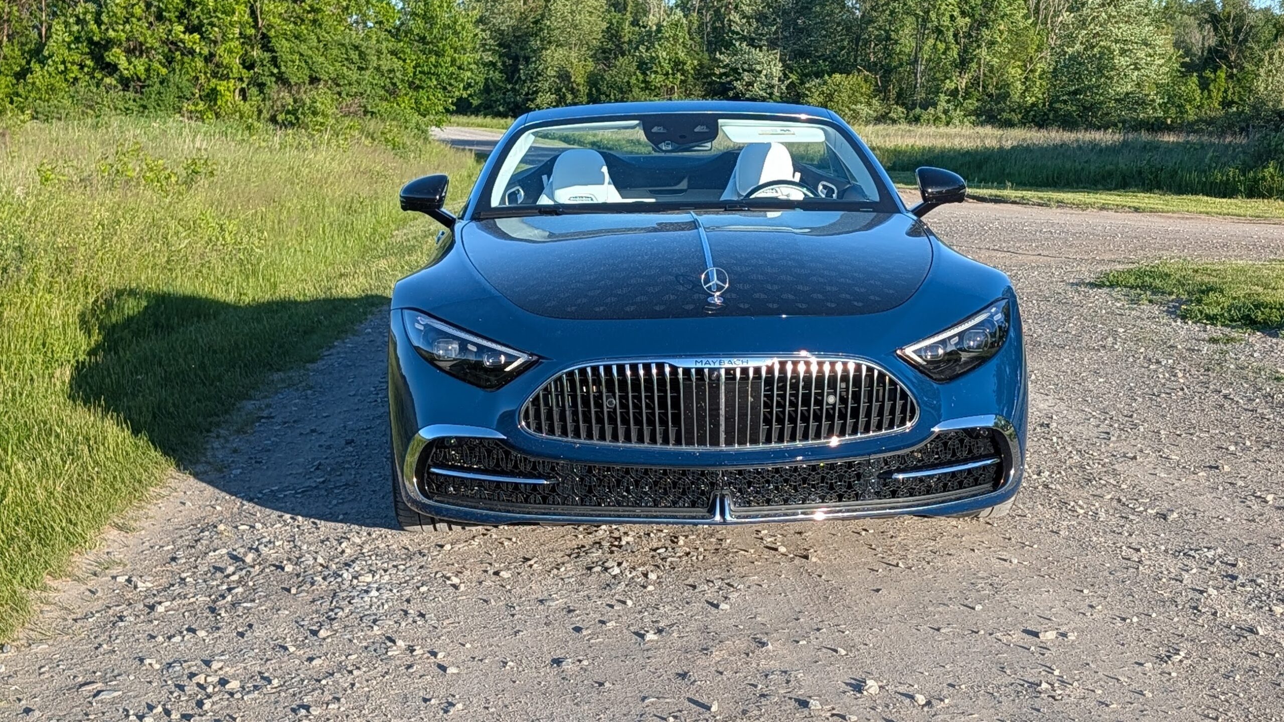 Front view of a A Mercedes-Maybach SL680