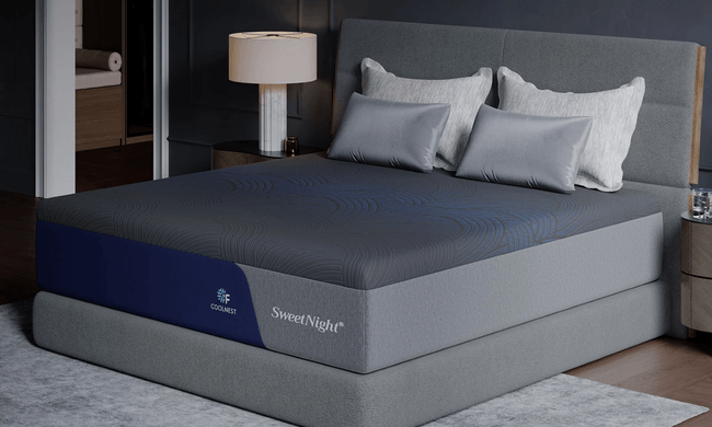 Furniture, Bed, Lamp