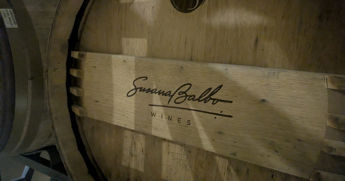 How to survive a winery when you hate wine but your date loves it