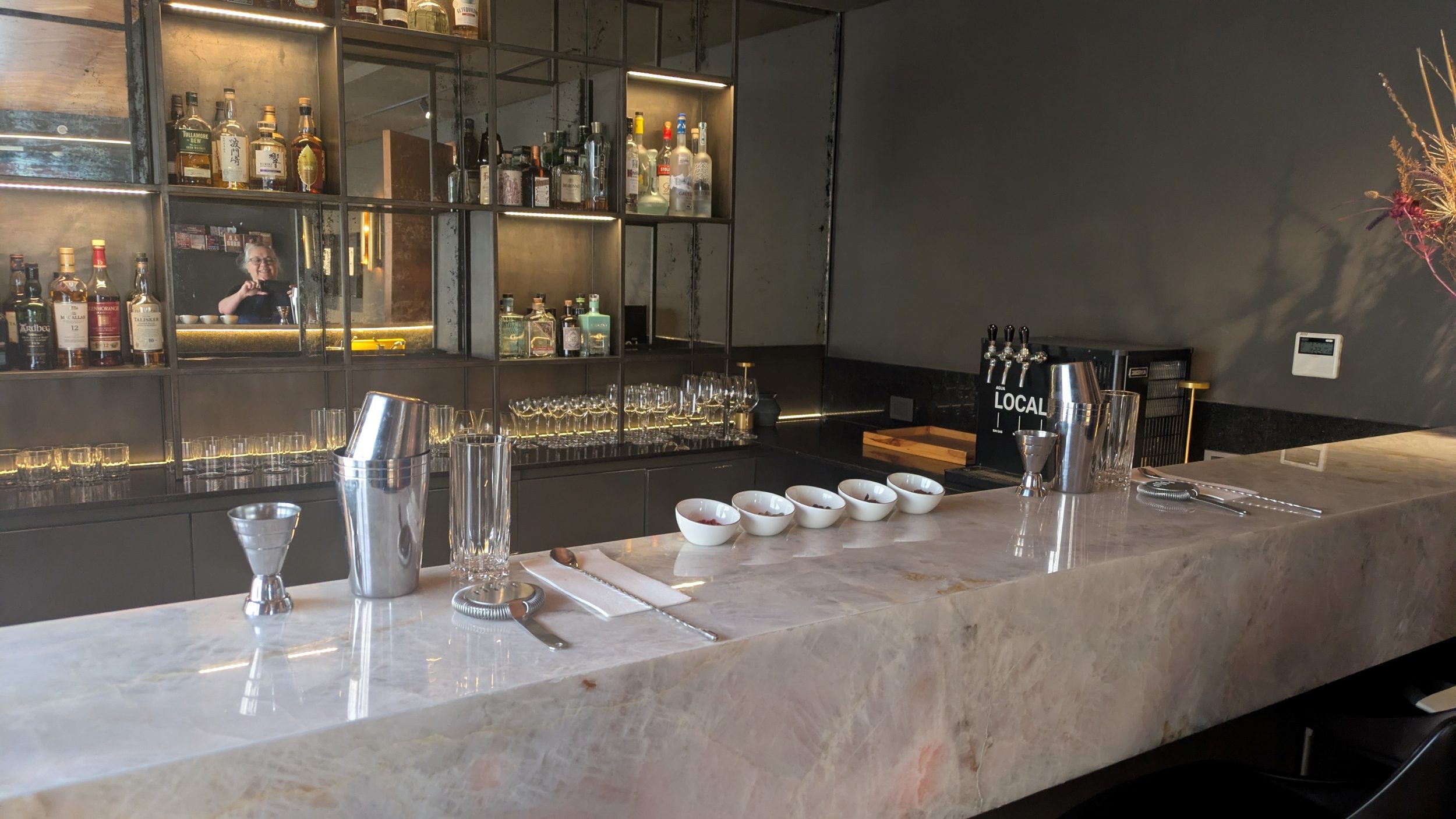 Person, Bar, Cup