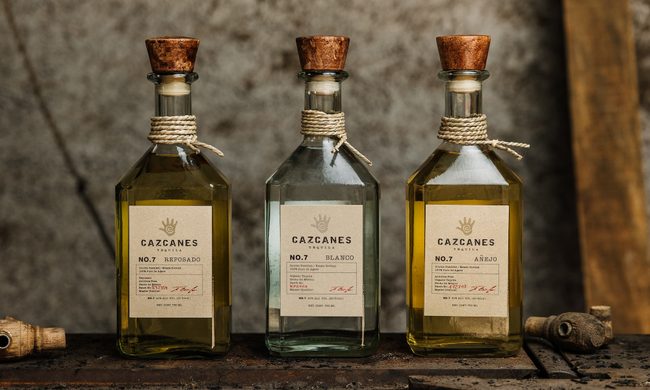 Cazcanes Bottles Core7s