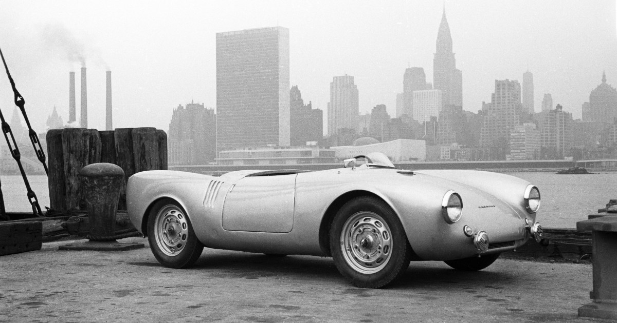 The next evolution of the sports car: Porsche redesigns an icon