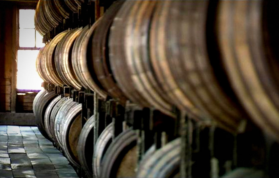 peerless distillery louisvilles latest whiskey revival barrells