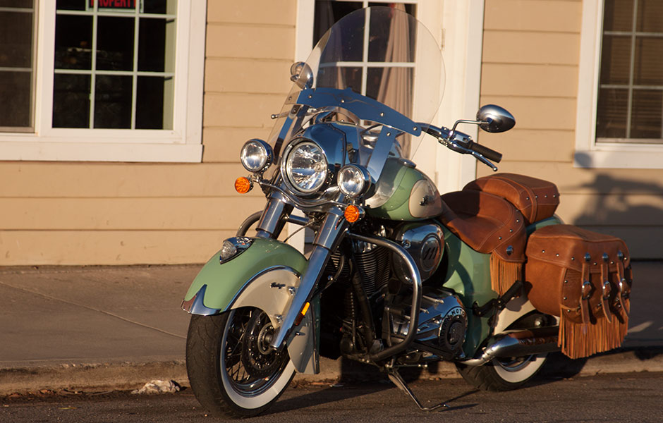 throttle jockey indian vintage combines class power comfort 2015 sunset3