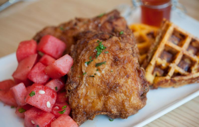 southern style yardbird opens las vegas llewellyns fine fried chicken