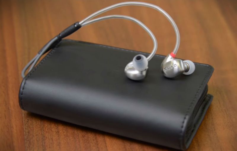 rha t10i in ear headphones