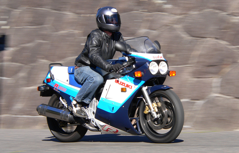 throttle jockey legacy of the original speed demon suzuki gsxr 1b