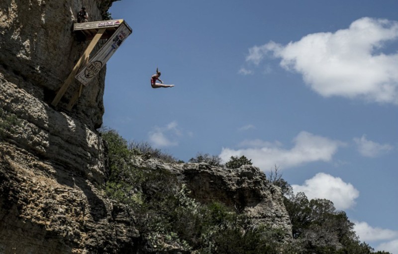 red bull cliff diving world series rachelle1