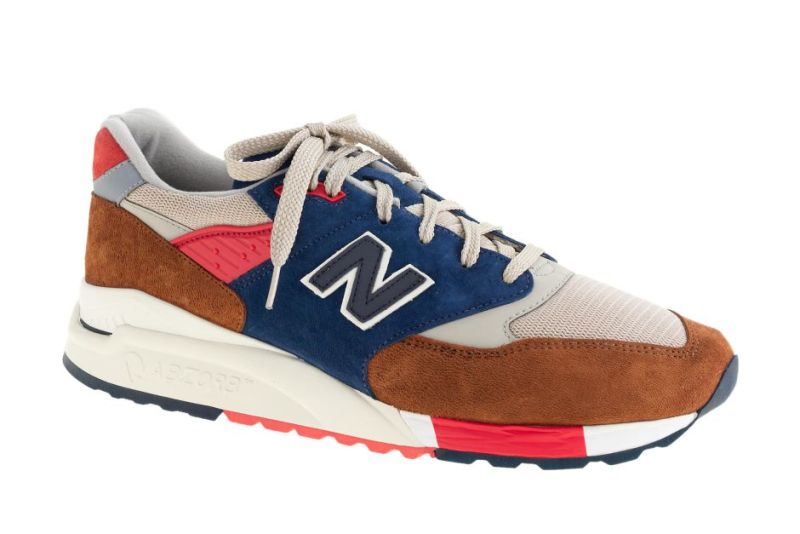 on your feet j crew and new balance celebrate the dog days of summer newbalancejcrewhilltopblues