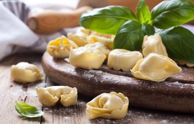 how to make tortellini