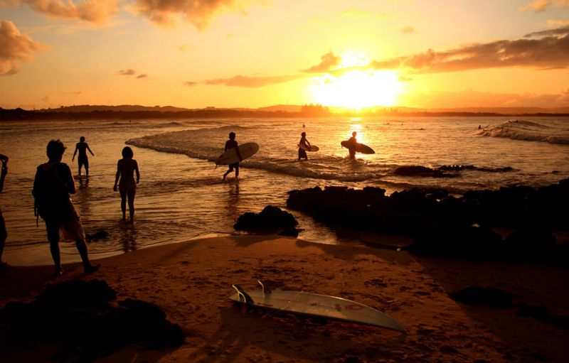surf australia from bondi beach to byron bay surfs up at