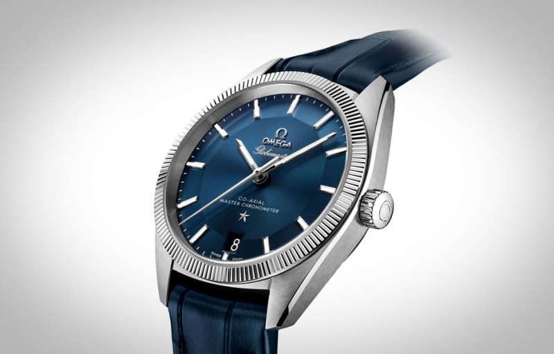 the manual wind omega globemaster master chronometer