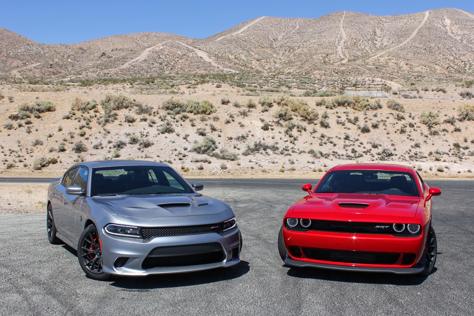 2015-dodge-charger-and-challenger-srt-hellcats