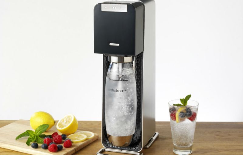make your water sparkle with sodastream power black power1