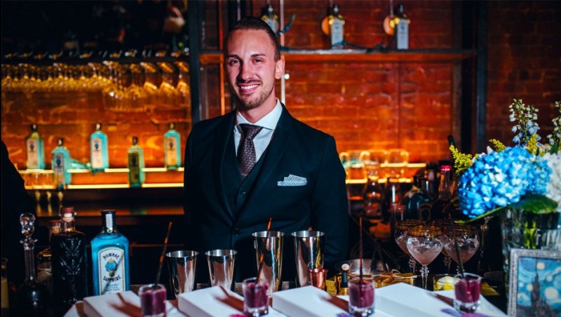 meet the mixologist of year justin lavenue 1