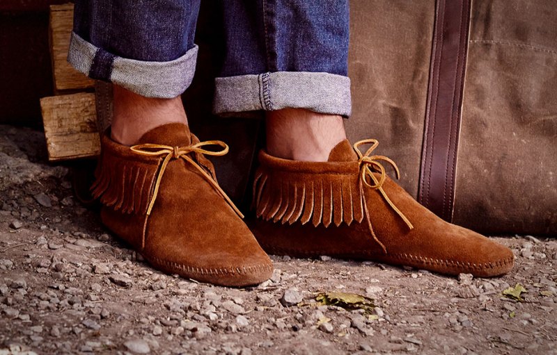 minnetonka moccasins, moccasins, leather, footwear, slippers