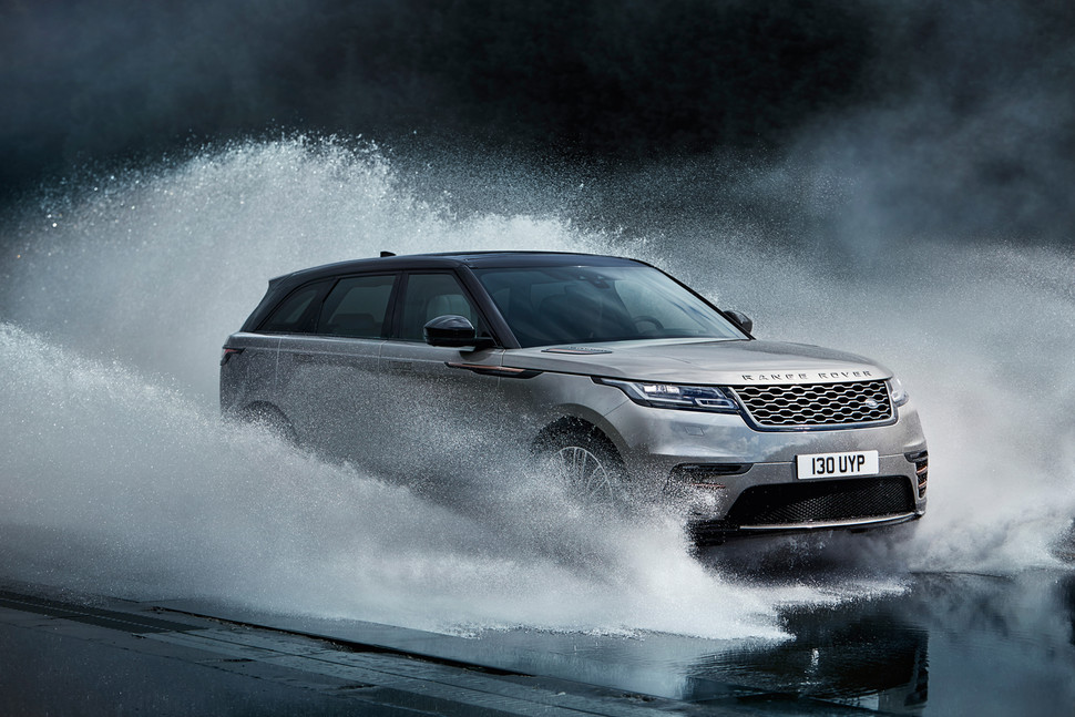 range rover velar info 2018 land 3 970x647 c