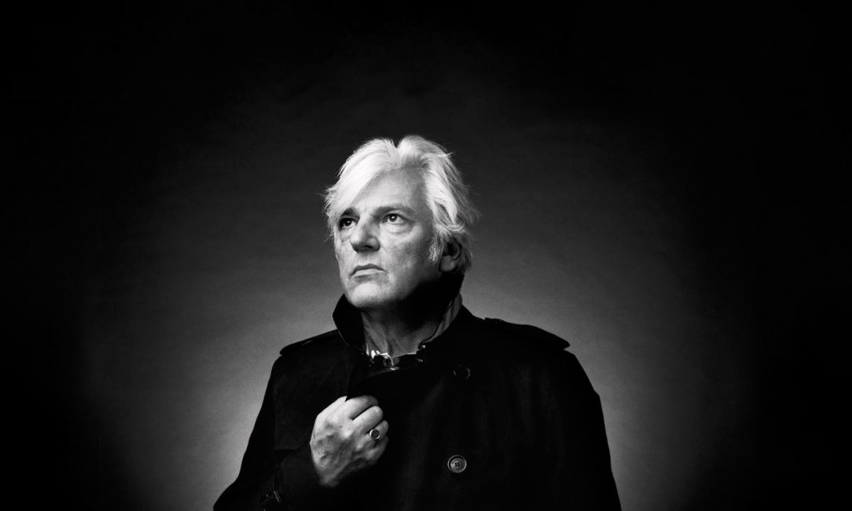 Robyn-Hitchcock-press-photo-1-16x9