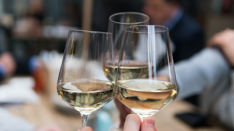 best white wines for day drinking
