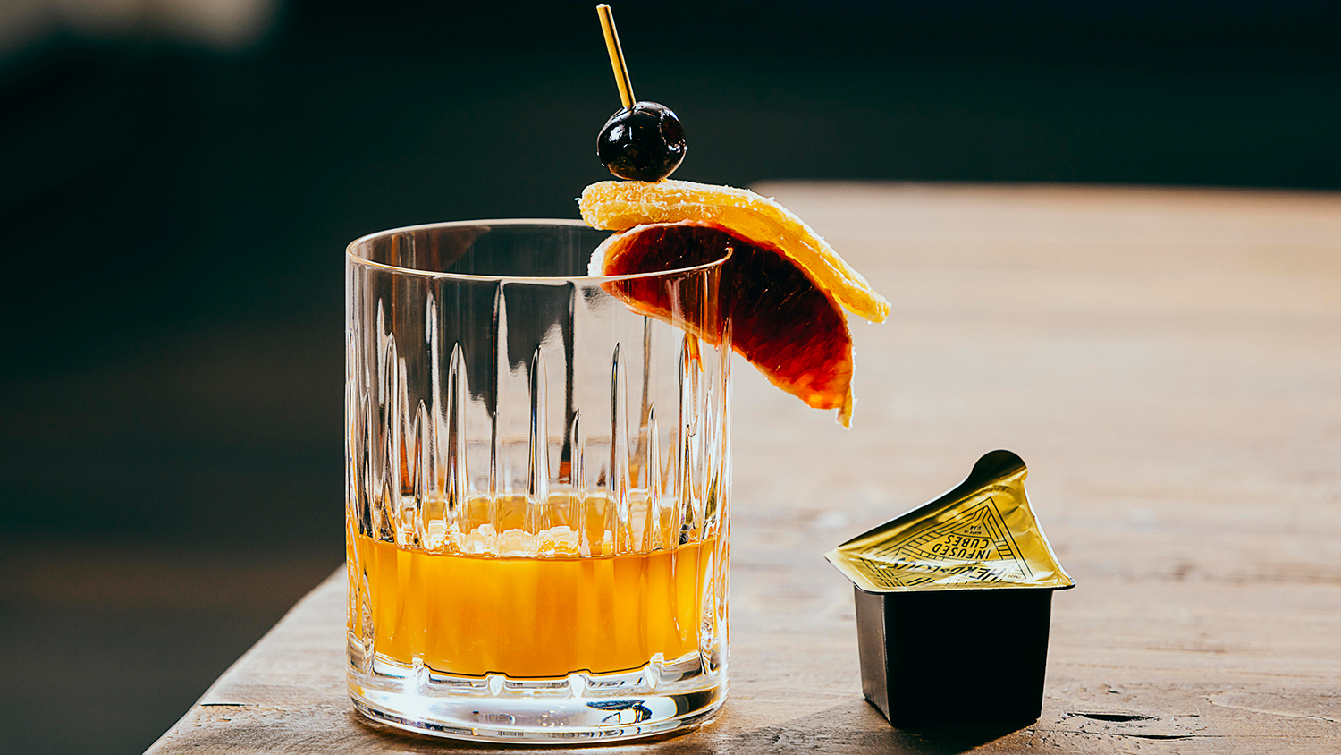 These 4 cocktails have ice cubes infused with booze and botanicals.