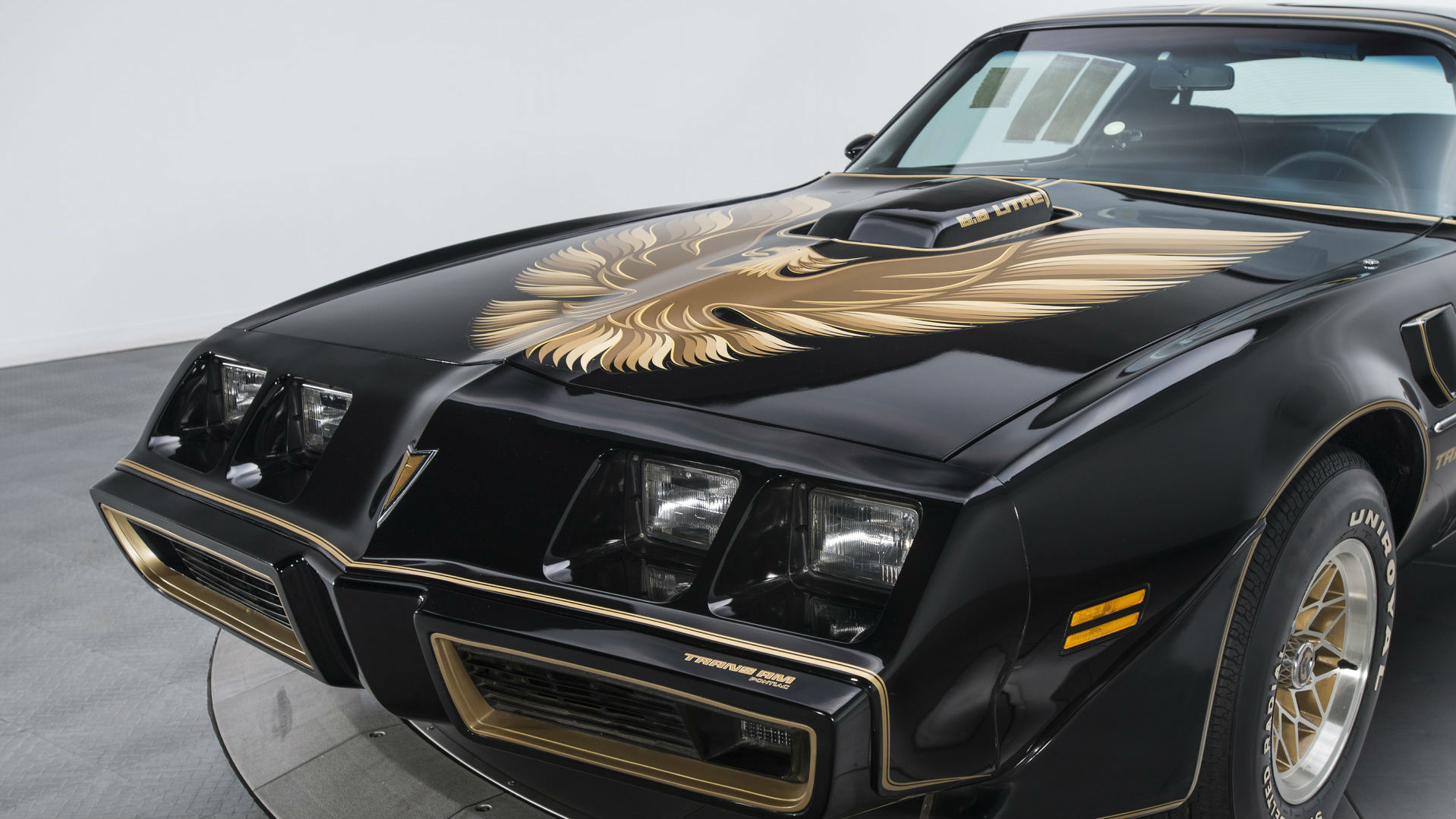 You Can Feel the Heat Coming From this Scorching 1979 Pontiac Firebird -  The Manual