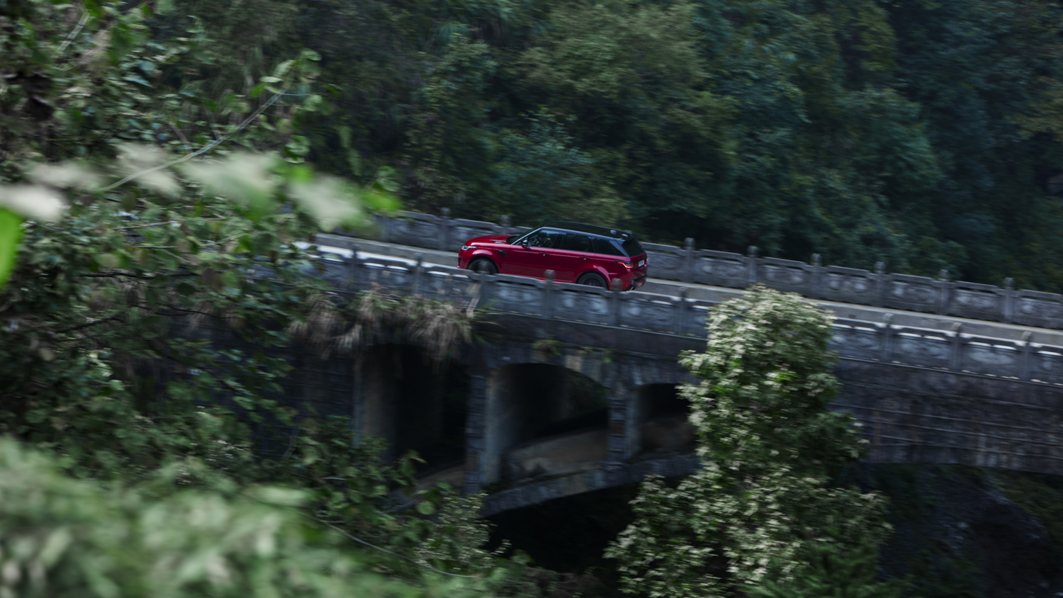 range rover sport heavens gate off road test in china 14