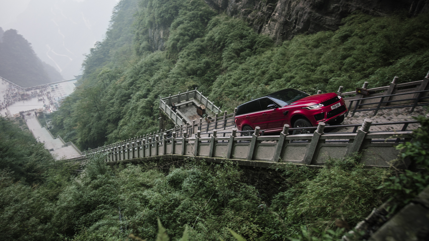 range rover sport heavens gate off road test in china 3