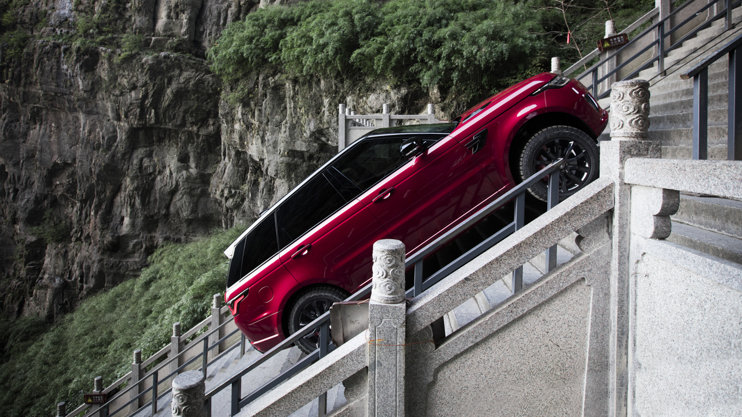 range rover sport heavens gate off road test in china 4