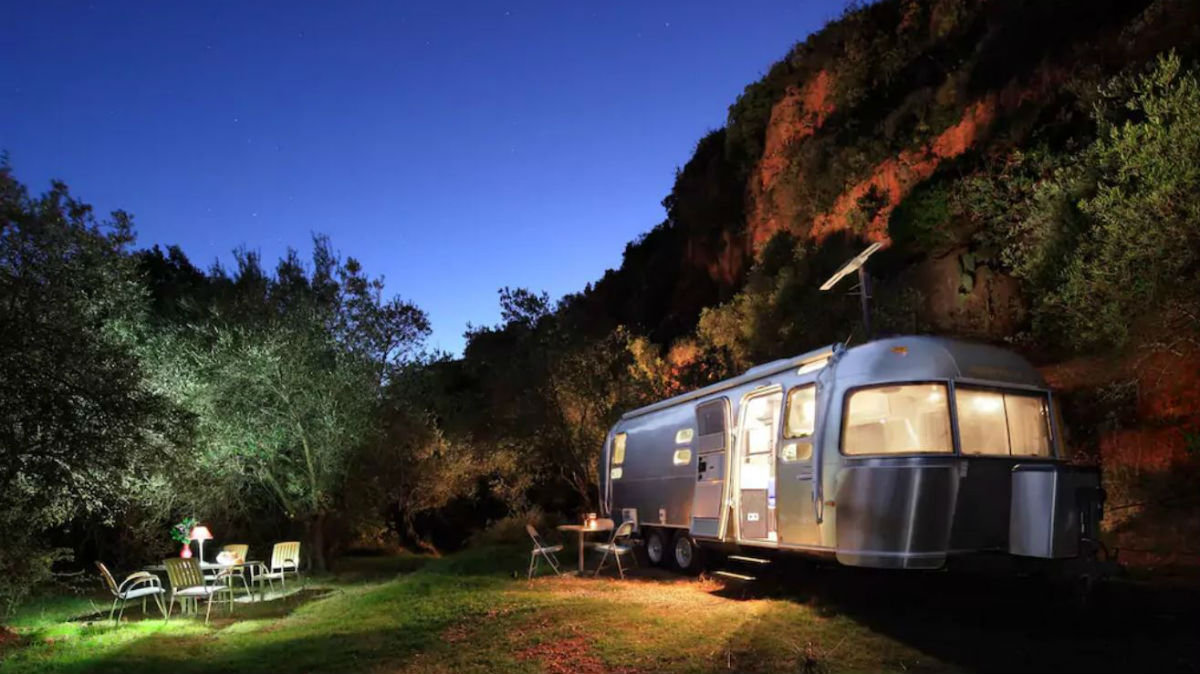 airbnb-airstream-rental-andalucia-1