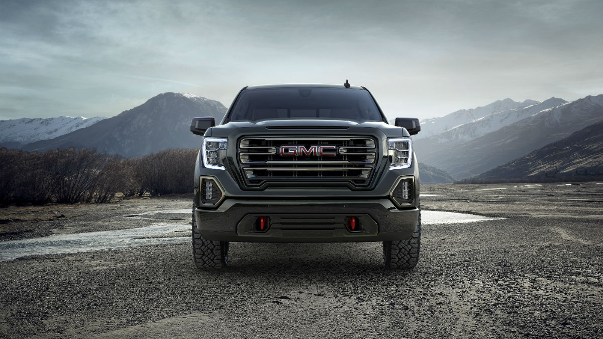 2019-GMC-Sierra-AT4-front