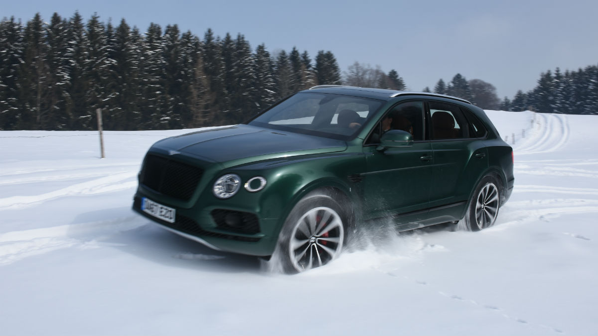 bentley bentayga v8 drift 3