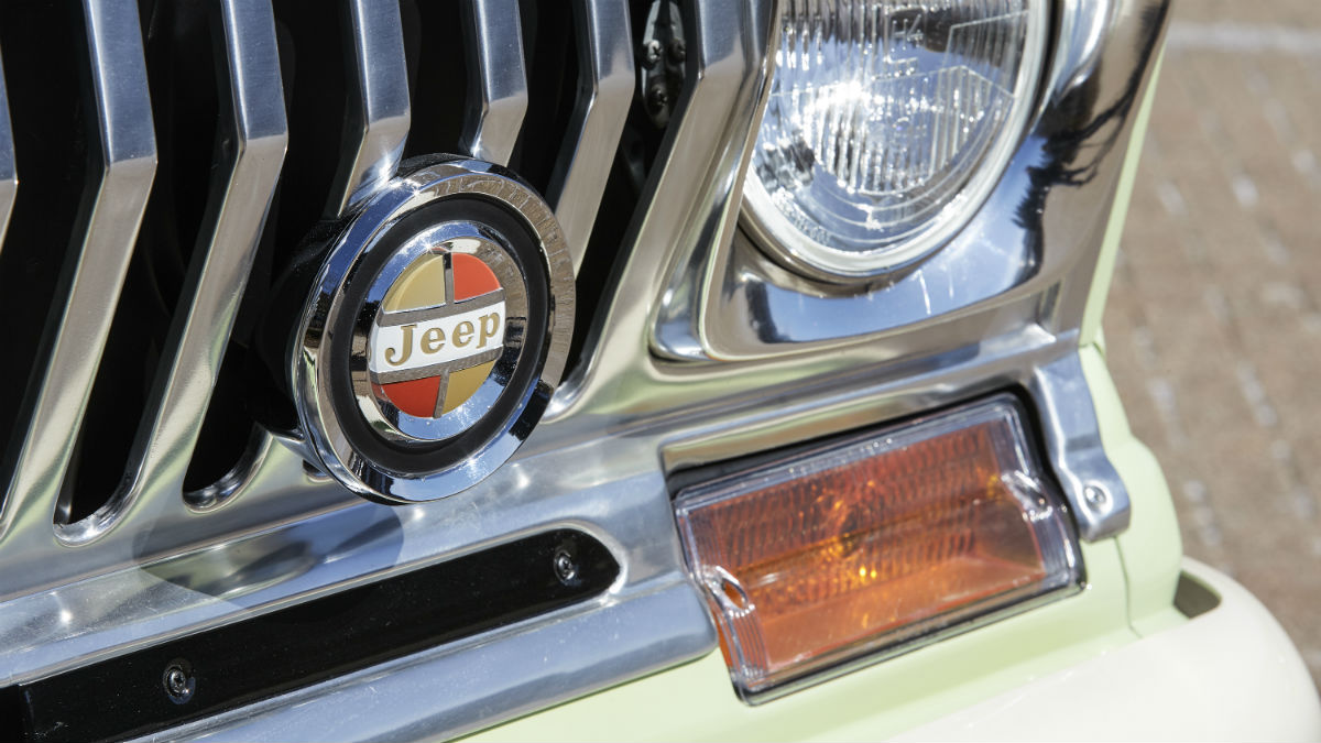 jeep wagoneer roadtrip grill