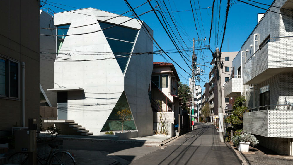 tokyo r torso c street