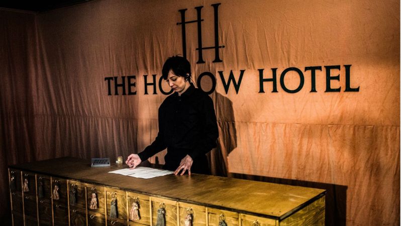 hollow hotel escape room haunted house lobby