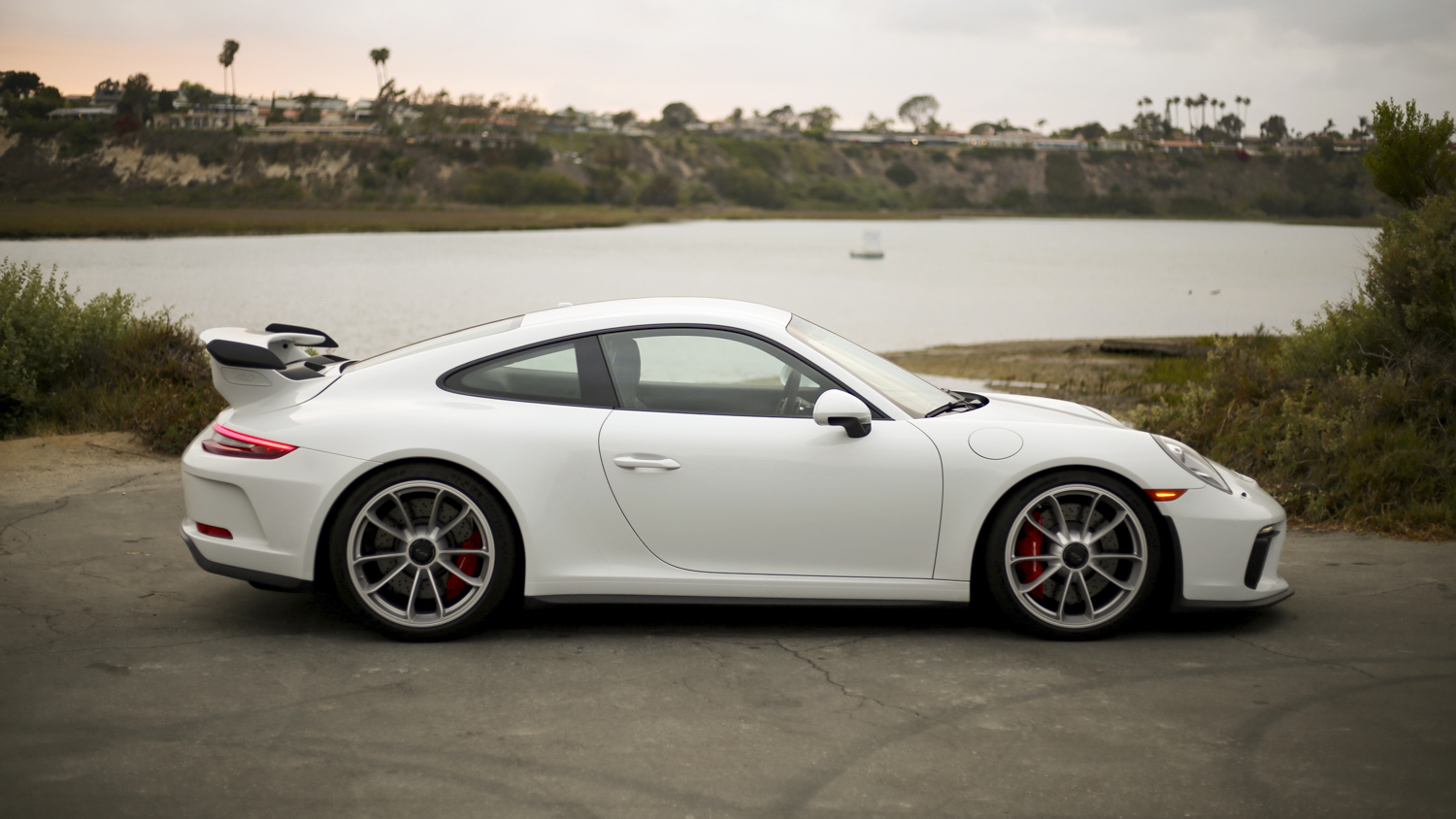 2018 porsche 911 gt3 review pictures 32