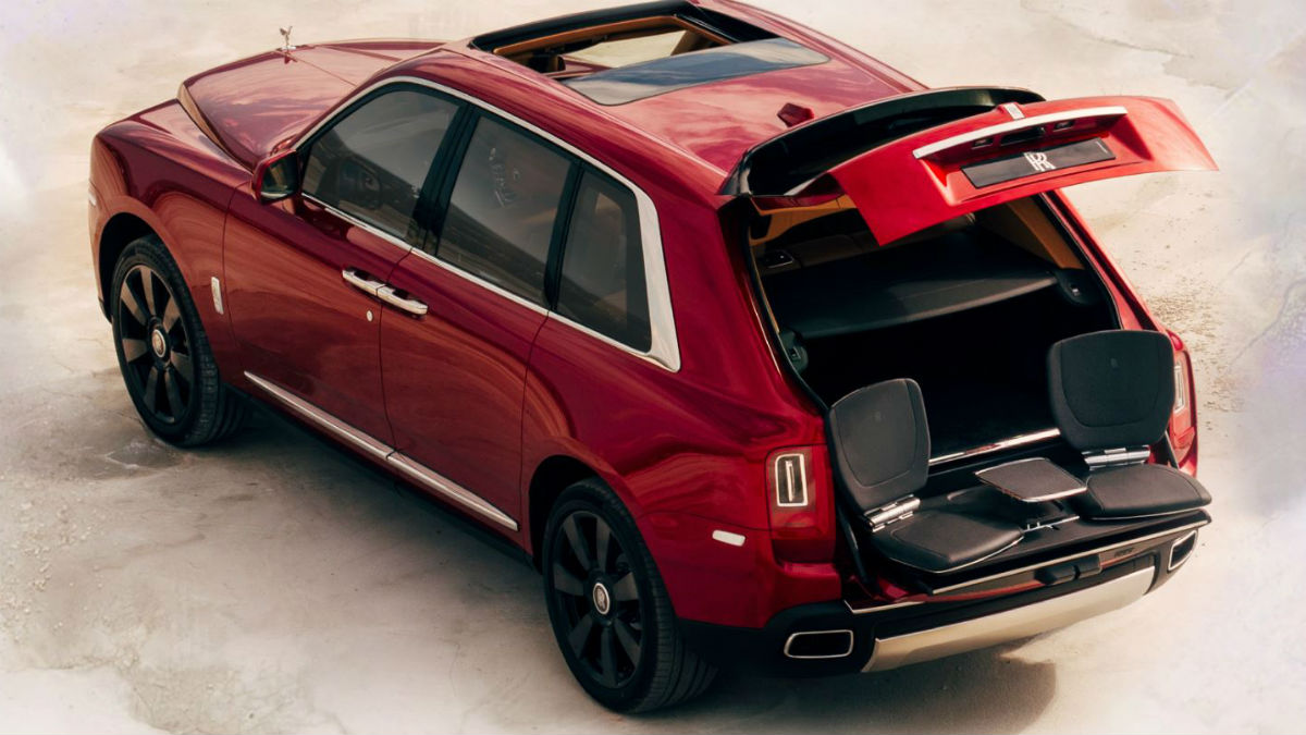 rolls royce cullinan exterior back seat