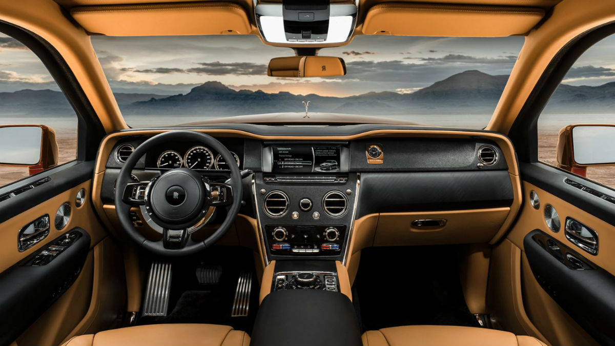 rolls royce cullinan interior tan dash