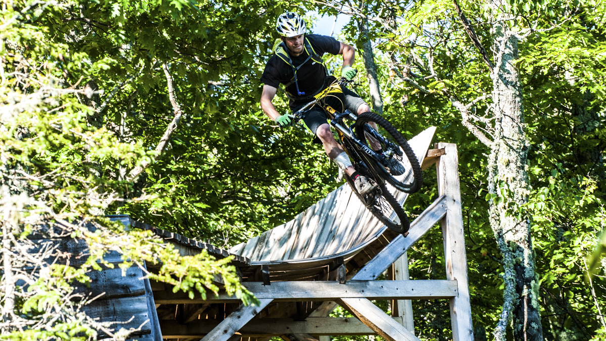 this michigan peninsula is the midwests secret mountain biking mecca copper harbor 2xmatic 23