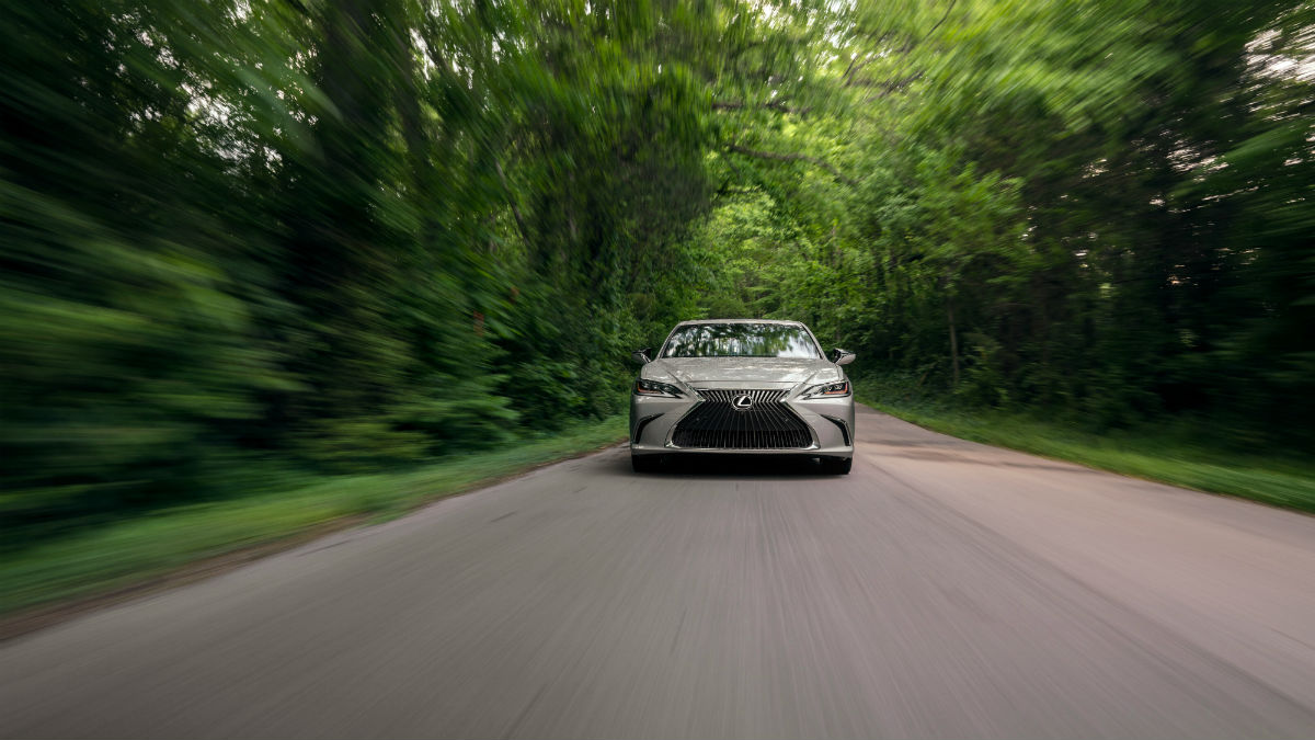 2019 lexus es review 300h ice ecru 33