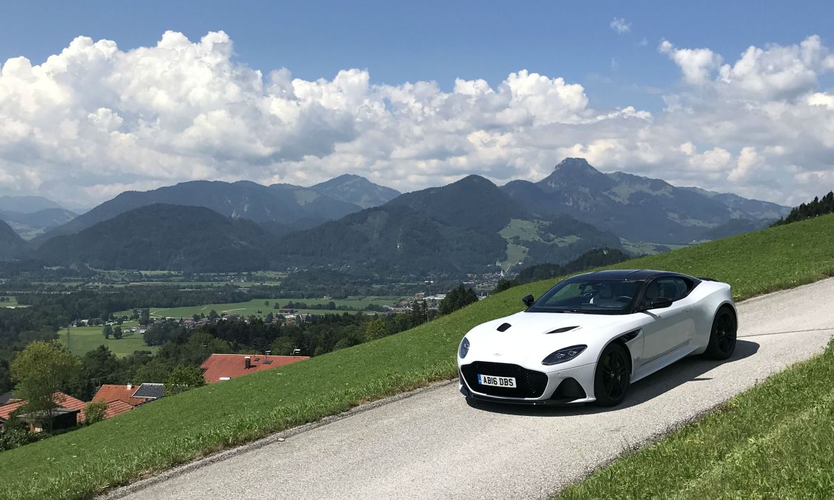 aston martin superleggera dbs feature