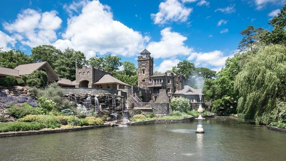 derek jeter castle in new york for sale be8ebe16 d760 41f7 8979 59931ae6e7e5