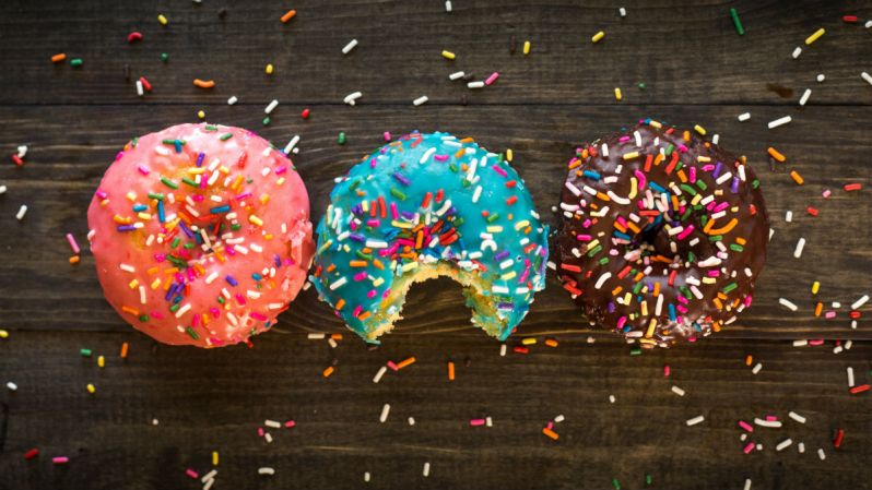 donuts sprinkles