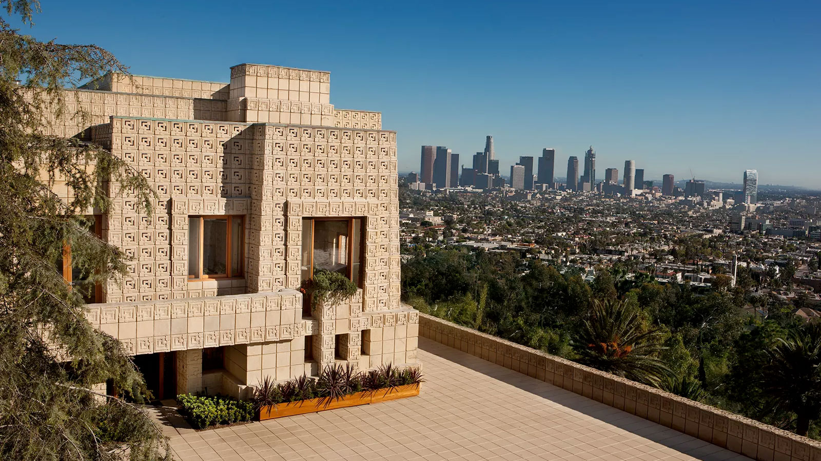 Ennis House